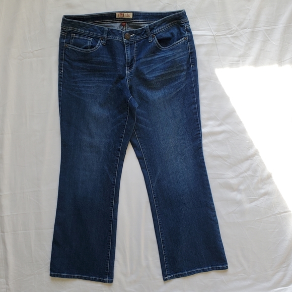 Denim - L.e.i. Juniors Curvy Boot Jeans